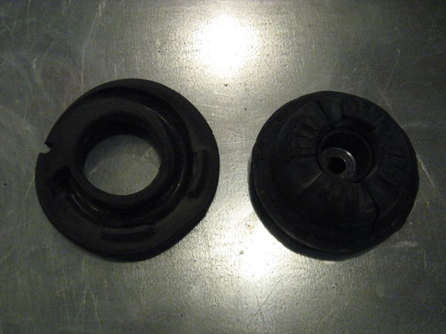 06 Audi S4 AUDI Front Rubber Spring Seats.  R14209