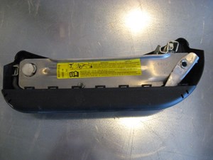 06 Audi S4 AUDI Jack 8E0 011 031 R14216