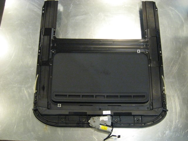 06 Audi S4 AUDI Sun Roof Sunroof Moon Roof Assembly 8E5 877 041 R14224