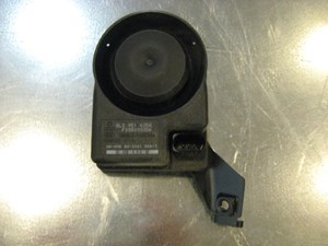 06 Audi S4 AUDI Alarm Horn 8L0 951 605 R14257