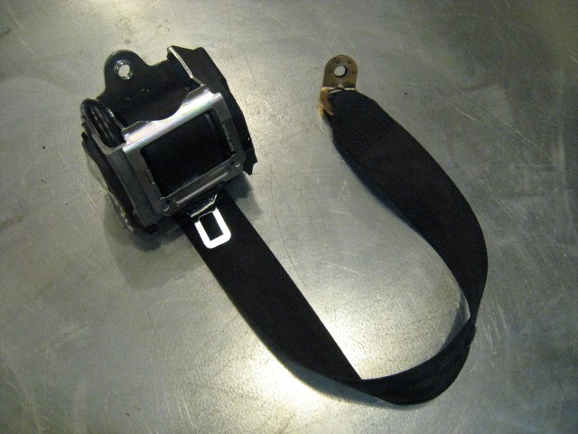06 Audi S4 AUDI Rear RH Seat Belt  R14264