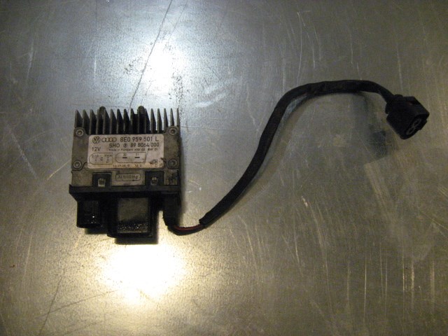 06 Audi S4 AUDI Radiator Fan Control Module 8E0 959 501 R14283