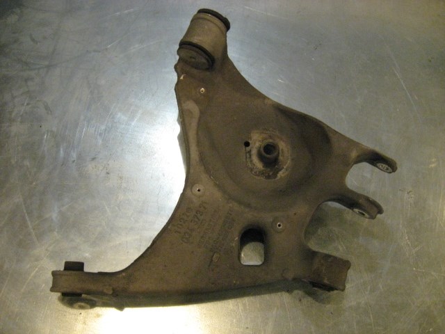 06 Audi S4 AUDI Rear RH Lower Control Arm 8E0 505 312 R14299