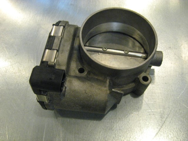 06 Audi S4 AUDI Throttle Body Assembly 077 133 062 R14330