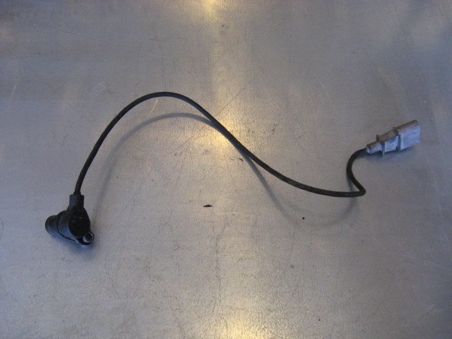 06 Audi S4 AUDI Crank Position Sensor 261 210 191 R14358