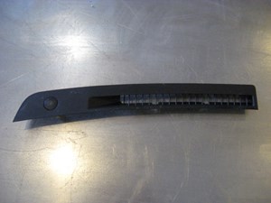 08 Infiniti G37 LH Upper Dash Vent  R14424