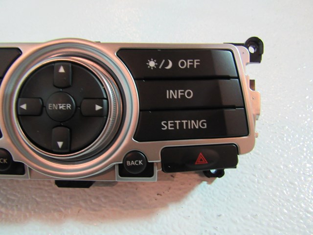 08 Infiniti G37 Coupe Display Screen Radio Controls 28395 JK60B -R14437