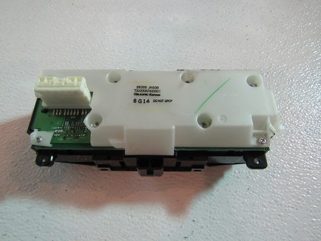 08 Infiniti G37 Coupe Display Screen Radio Controls 28395 JK60B -R14437