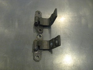 08 Infiniti G37 LH Driver Door Hinges  R14442