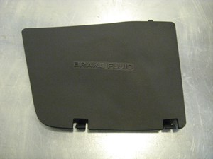 08 Infiniti G37 Brake Fluid Cover  R14443