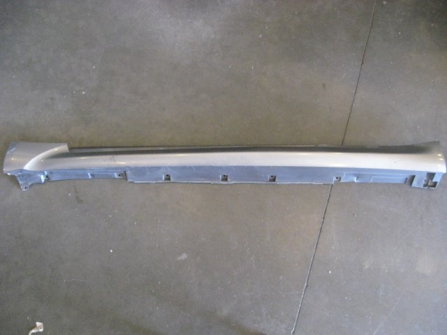 08 Infiniti G37 LH Driver Side Skirt  R14492