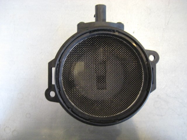 06 Audi S4 AUDI Mass Airflow Sensor /W Housing 280 218 067 R14573