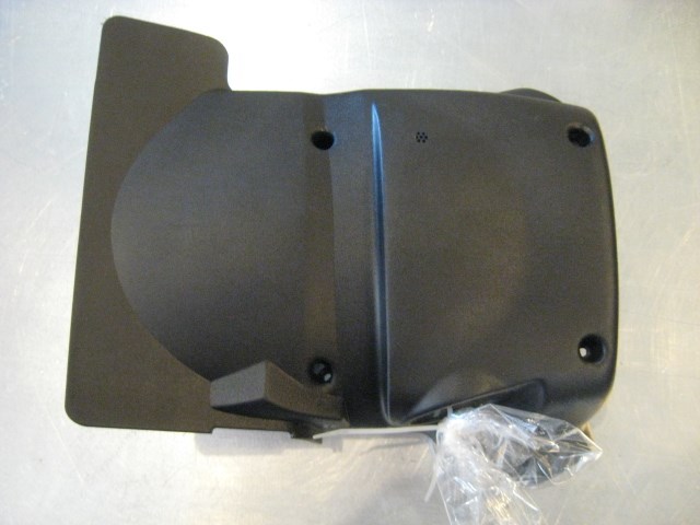 07 Nissan 350Z Lower Steering Column Cover 48470 CF40A R14616