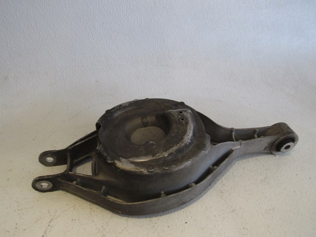 08 Nissan 350Z Rear RH Spring Support Arm  R14652