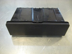 08 Nissan 350Z Rear Center Glove Box  R14656