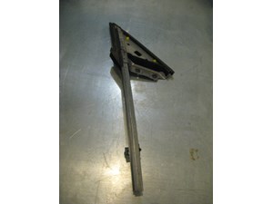 08 Nissan 350Z RH Mirror Bracket / Window Rail  R14726