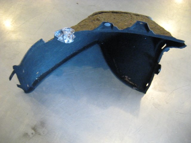 08 Nissan 350Z Rear LH Hatch Carpet Trim  R14730