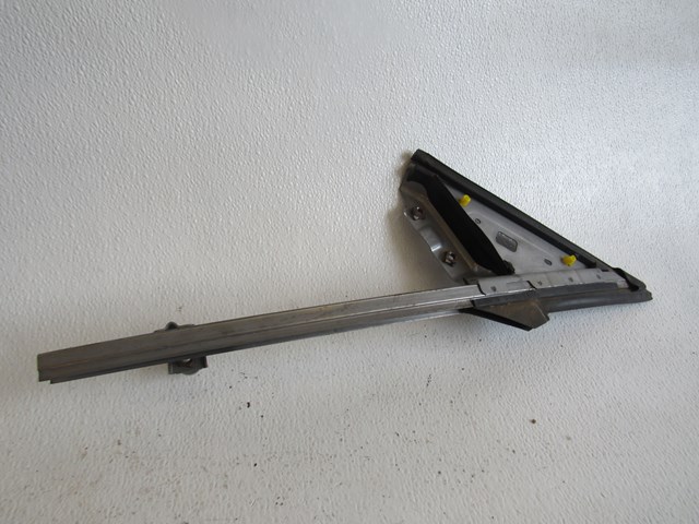08 Nissan 350Z LH Driver Side Mirror Mount  R14749