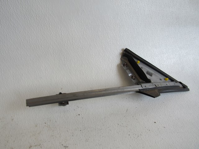 08 Nissan 350Z LH Driver Side Mirror Mount  R14749