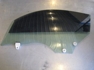 08 Nissan 350Z LH Driver Door Glass Window  R14750