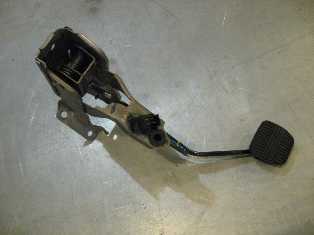 08 Nissan 350Z Base Brake Pedal  R14887