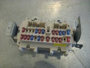 08 Nissan 350Z Interior Fuse Box  R14951