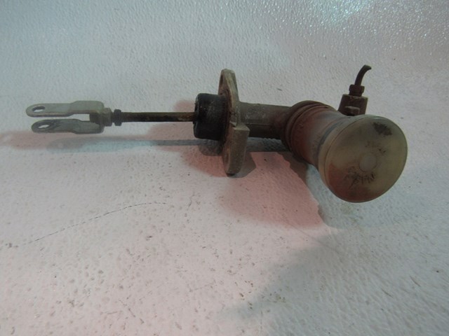 1990 Nissan 240SX Clutch Master Cylinder OEM R14956