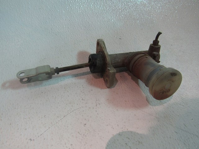 1990 Nissan 240SX Clutch Master Cylinder OEM R14956