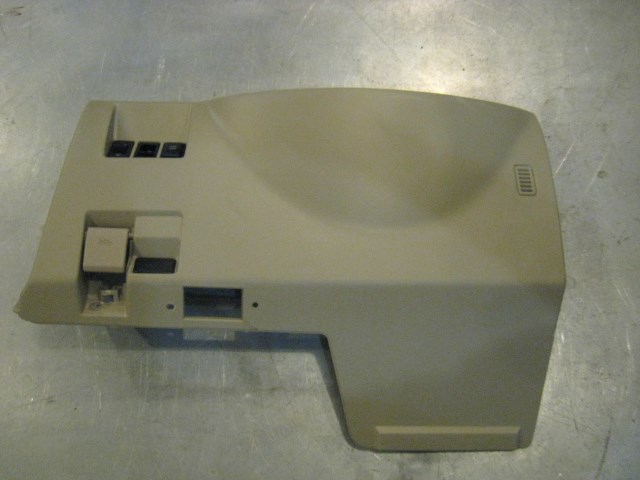 04 Infiniti G35 Tan Under Steering Column Trim 68106 AM601 R15053