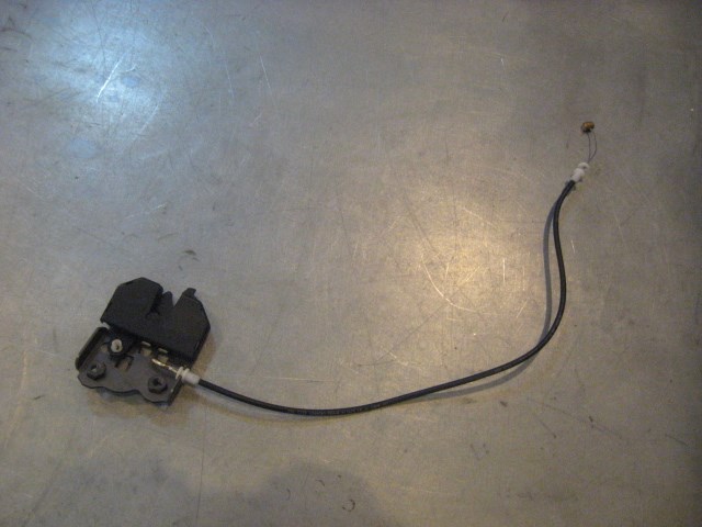 04 BMW M3 Rear RH Seat Lock Actuator  R18192
