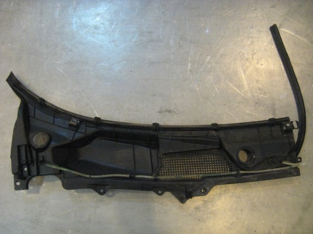 07 Nissan 350Z LH Driver Wiper Cowl Vent Panel 66863 CD010 R18329