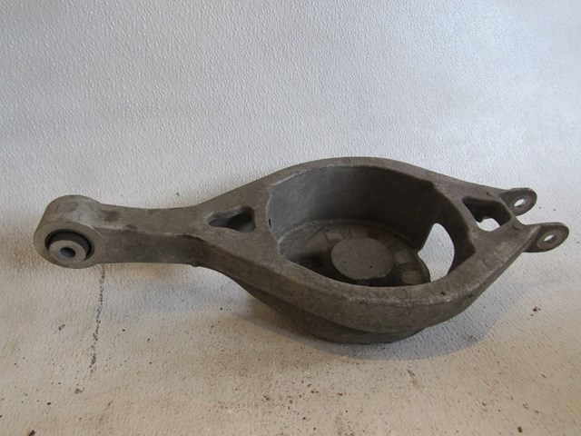 05 06 07 08 Nissan 350Z Rear LH RH Spring Cup  R18336