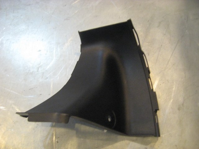 07 Nissan 350Z Lower RH Strut Tower Trim Cover 93156 CD000 R18363