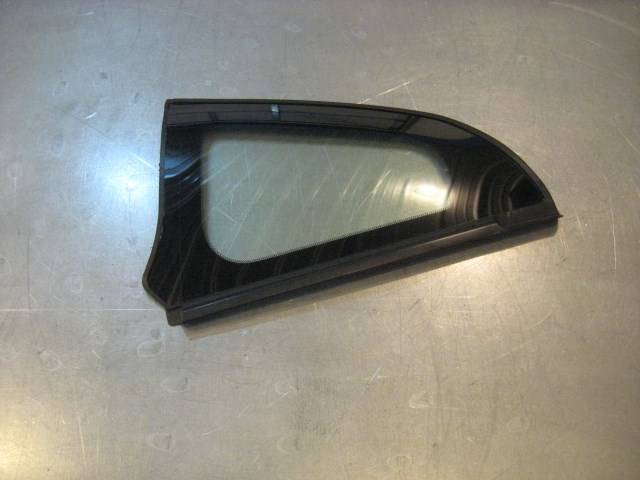 07 Nissan 350Z Rear LH Quarter Glass  R18403