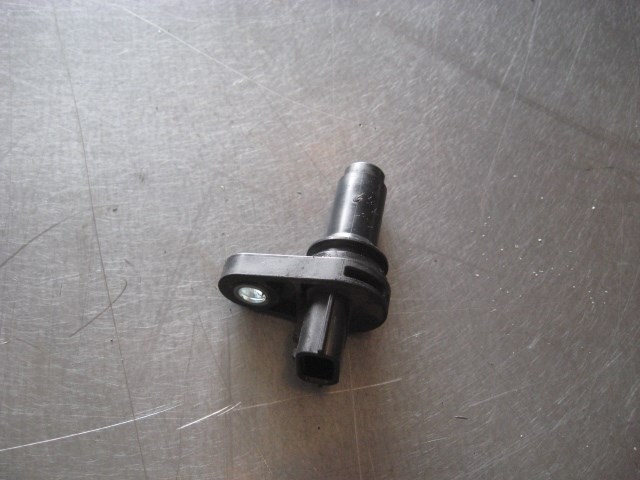 08 Infiniti G37 VQ37VHR Crank Position Sensor  R18447