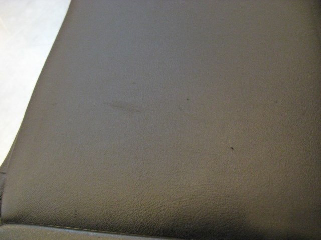 05 Infiniti G35 Rear Center Armrest Cupholder Assy  R18475