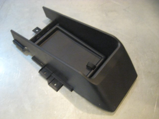 05 Infiniti G35 Rear Center Seat Back Trim  R18481