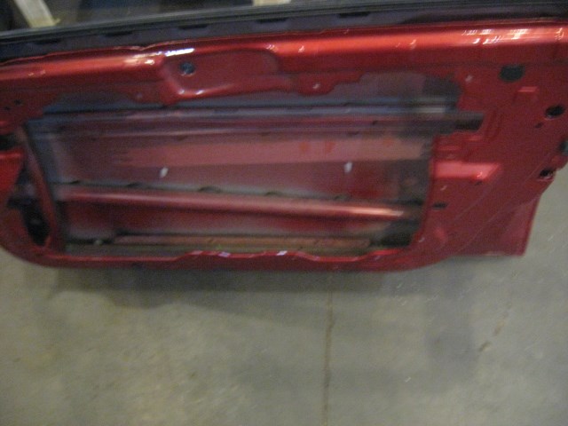 05 Infiniti G35 Sedan Front RH Door Shell  R18504