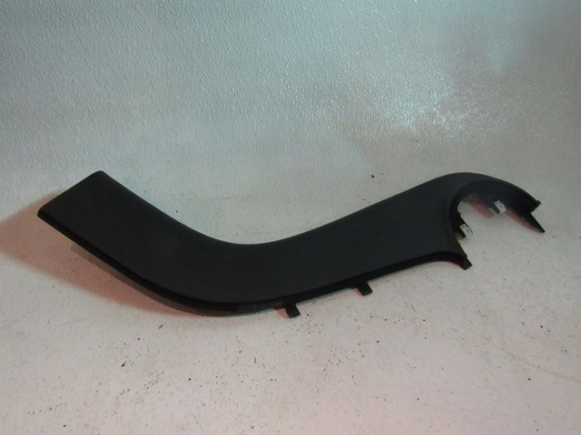 05 06 07 Infiniti G35 RH Passenger Lower Trim Panel 68420 AC700 R18510