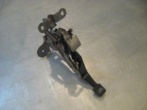 05 Infiniti G35 Emergency Brake Pedal  R18594
