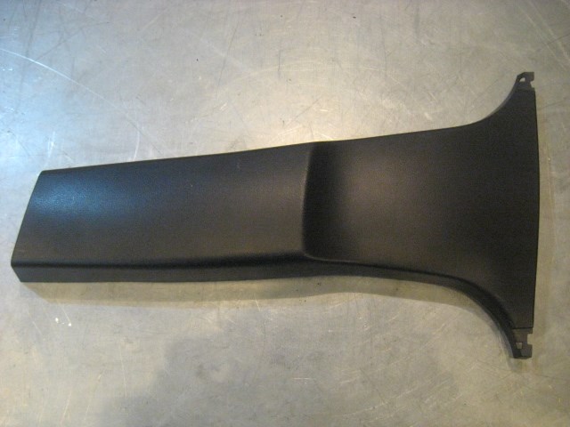 05 Infiniti G35 LH Driver Lower B Pillar Trim Panel  R18636