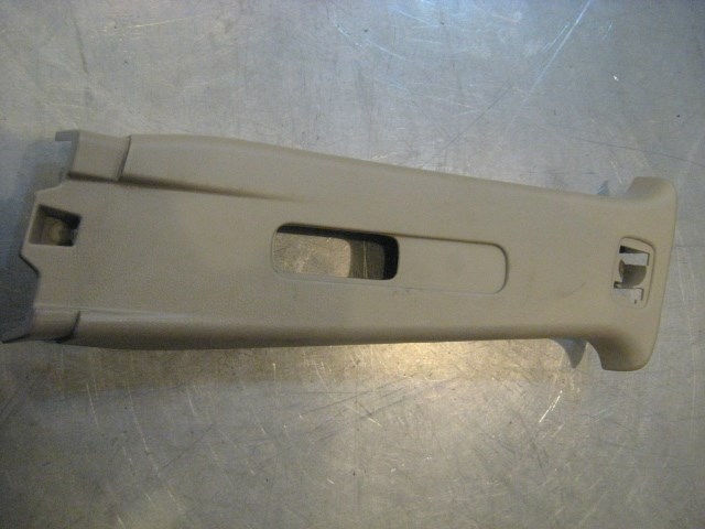 05 Infiniti G35 LH Driver Upper B Pillar Trim Panel 76914 AL500 R18637
