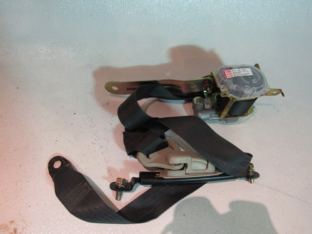 05 Infiniti G35 Sedan Front LH Seat Belt Assy  R18640