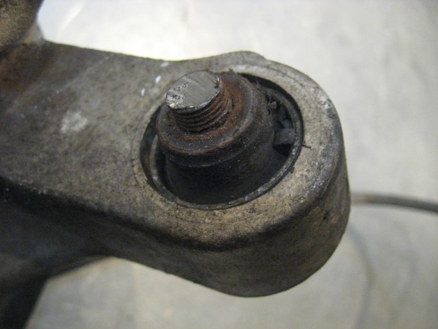 05 Infiniti G35 Rear RH Spindle Hub Assy  R18689