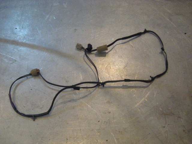 05 Infiniti G35 Antenna Wiring Harness  R18693