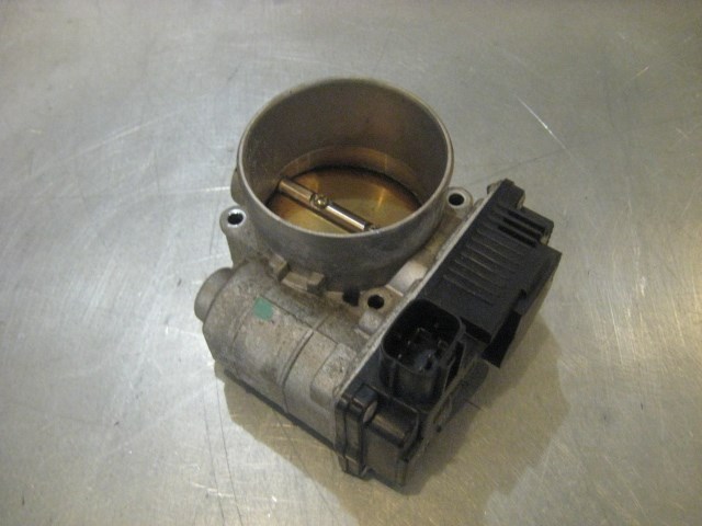 05 Infiniti G35 Throttle Body Assembly  R18701