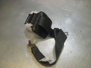 05 Infiniti G35 Rear Center Seat Belt  R18753