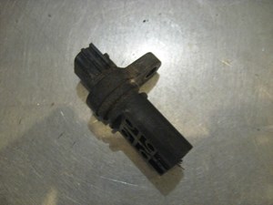 05 Infiniti G35 VQ35DE AWD Crank Position Sensor  R18839