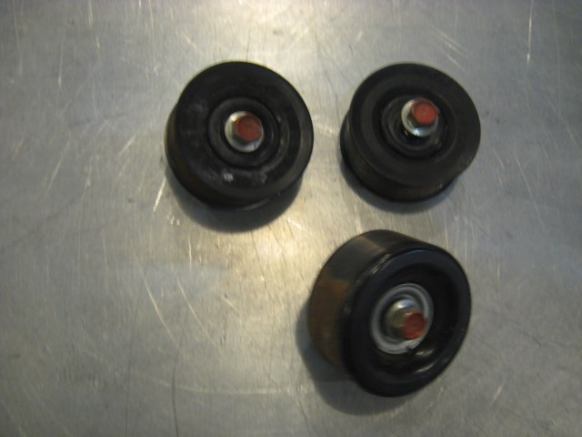 11 Nissan 370Z VQ37VHR Idler Pulley Set  R18897