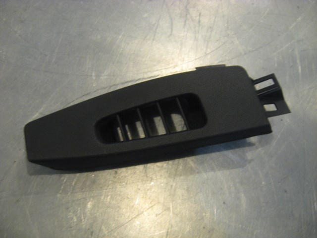 11 Nissan 370Z LH Driver End Dash Vent 68421 1EA0A R18926